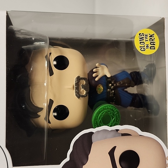 Funko Pop! Vinyl: Marvel - Doctor Strange, Glows In The Dark - Picture 7 of 16